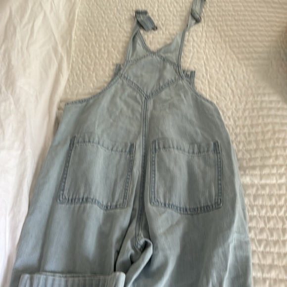 Jean Overalls universal Thread NWT - Picture 4 of 6